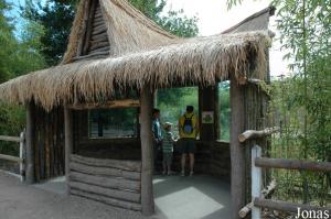 Hutte d'observation de l'enclos des lions